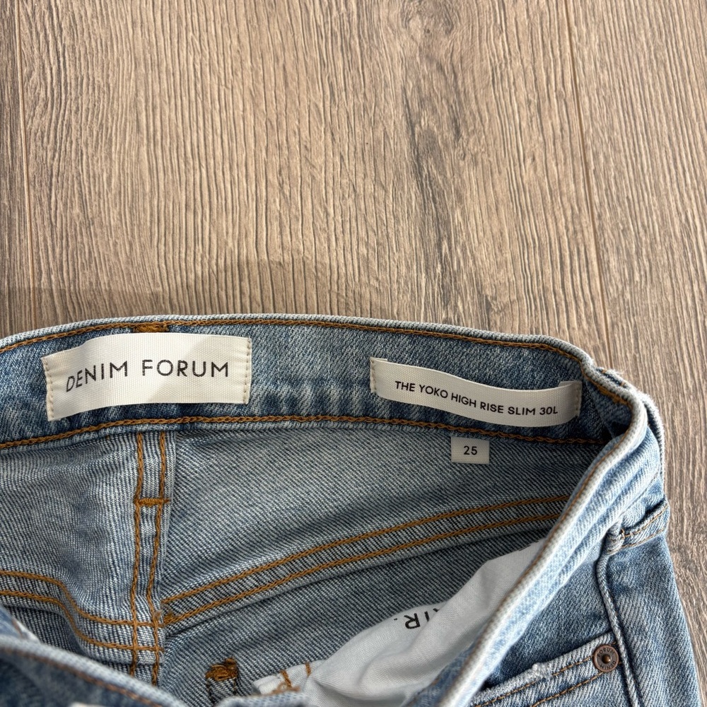 Aritzia Denim Forum Yoko Jeans - Picture 4 of 5